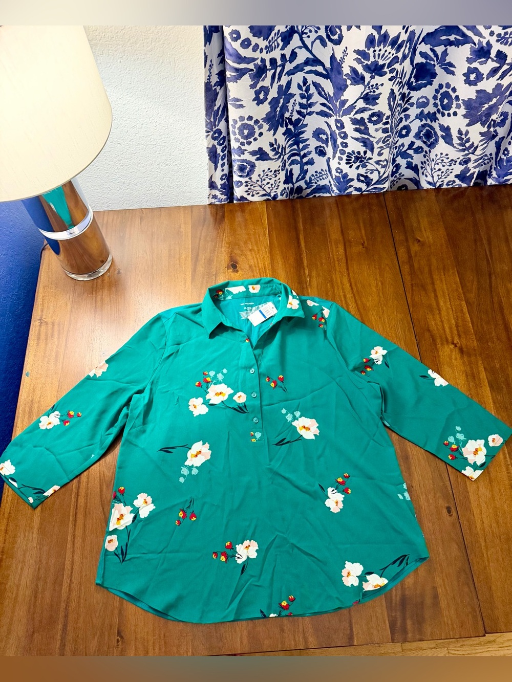Van Heusen Green Floral Button-Down Shirt